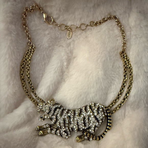 Vintage Amrita Singh Tiger Necklace Featuring Australian Rhinestones - Picture 4 of 12